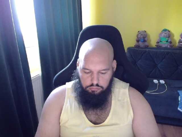 guessswho24