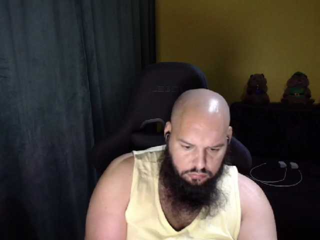 guessswho24