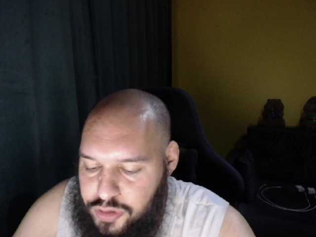 GuesssWho24