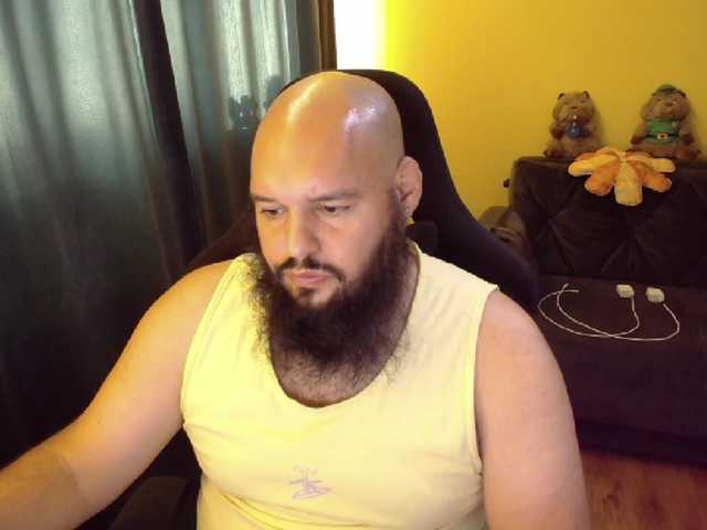 guessswho24