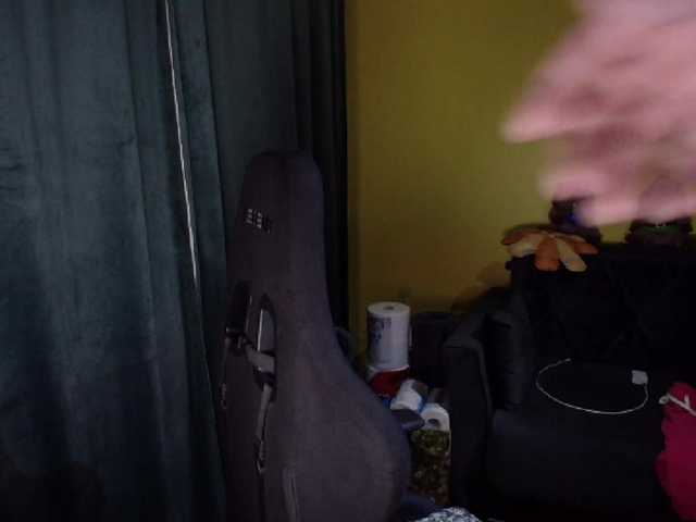 guessswho24