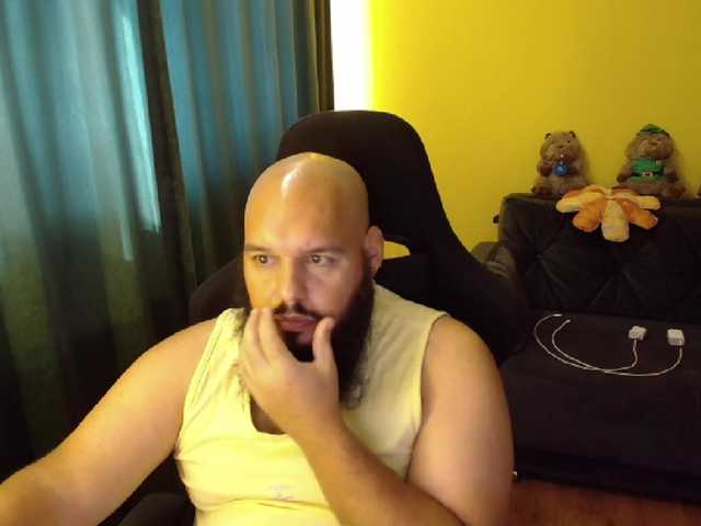 guessswho24