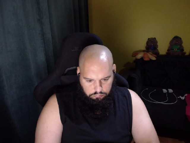 guessswho24