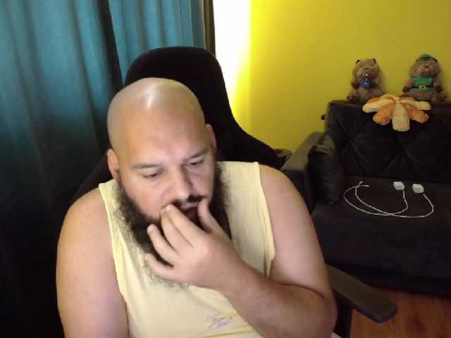 guessswho24