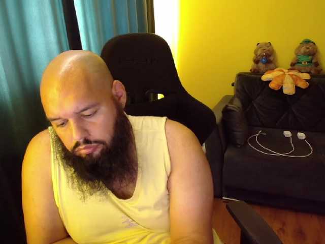 guessswho24