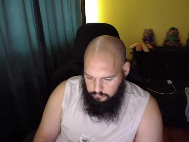 guessswho24