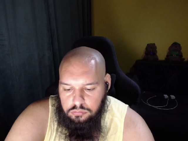 guessswho24