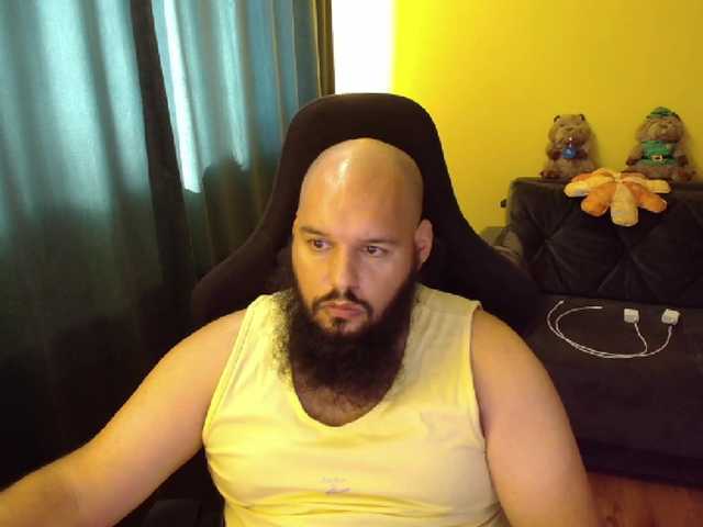 guessswho24