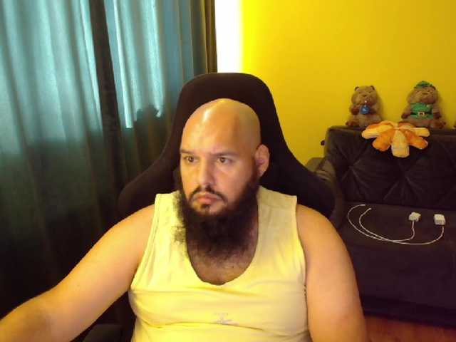 guessswho24