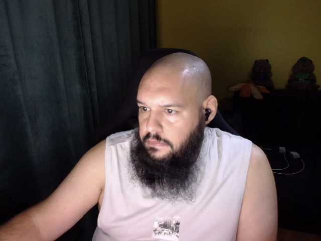 GuesssWho24