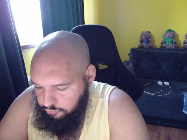 guessswho24