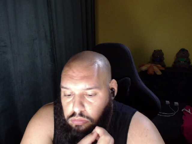 guessswho24