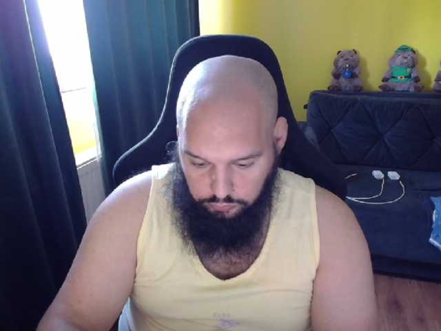 guessswho24