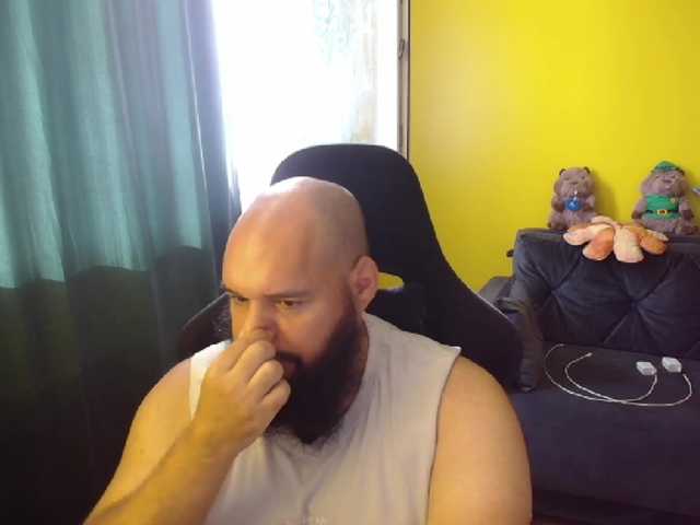 Guessswho24
