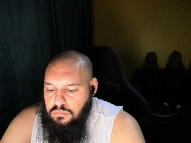 guessswho24