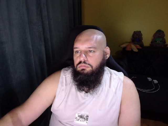 guessswho24