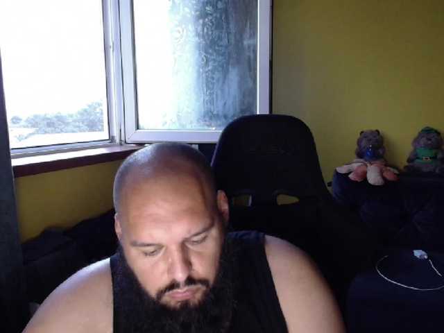 GuesssWho24