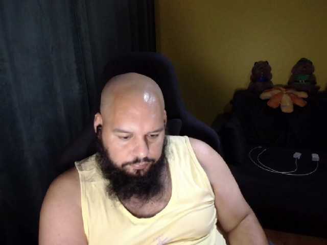 guessswho24
