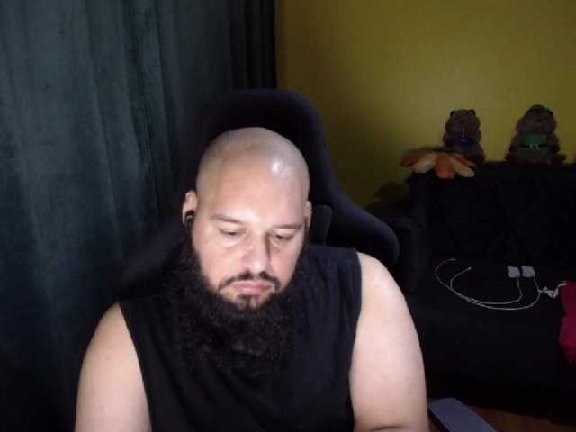 guessswho24