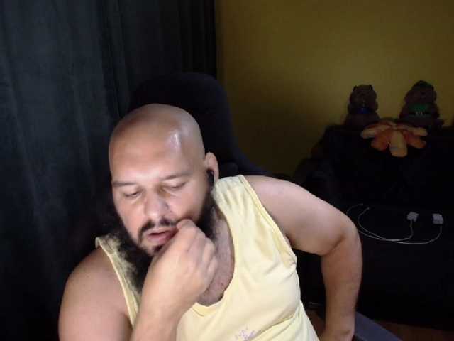 guessswho24