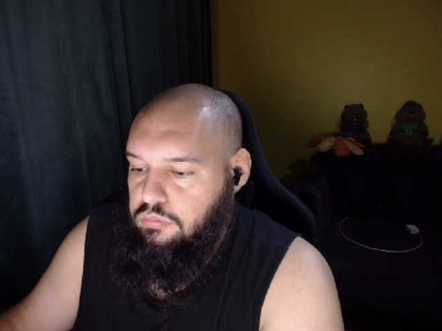 guessswho24