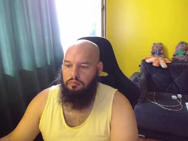 Guessswho24