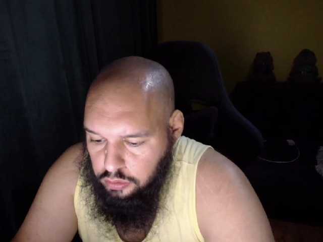 guessswho24
