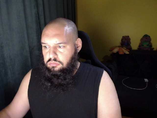 guessswho24