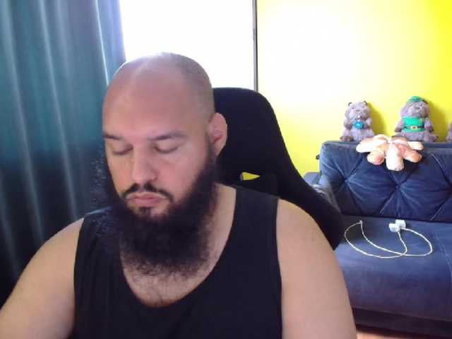 guessswho24