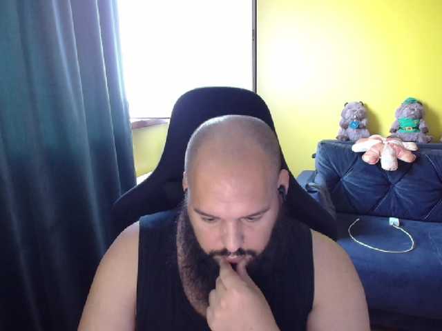 guessswho24