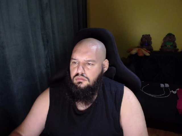 guessswho24