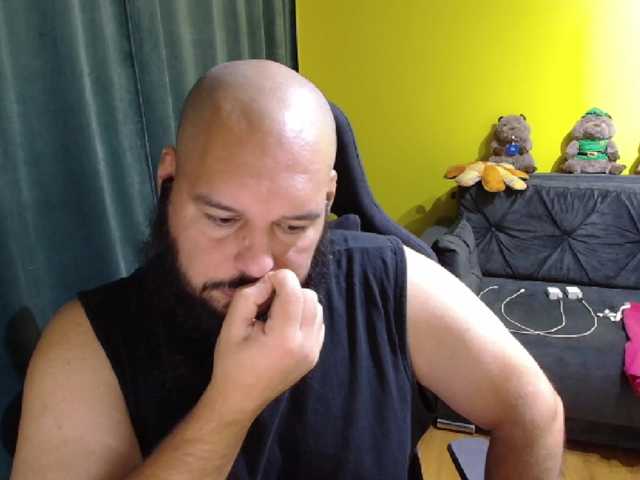 guessswho24