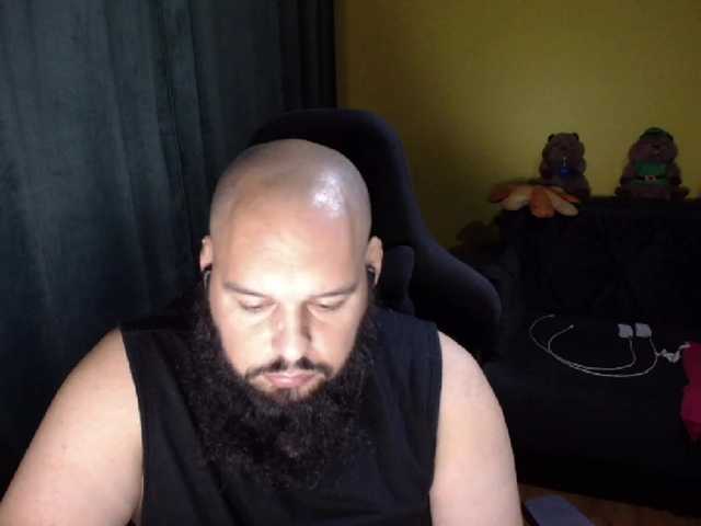 guessswho24