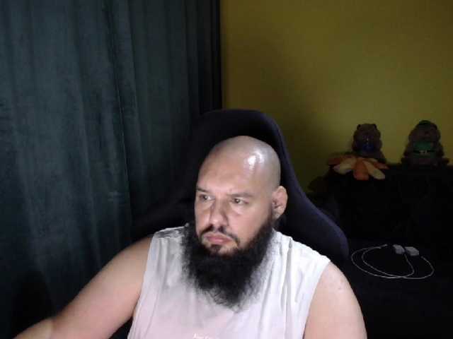 GuesssWho24