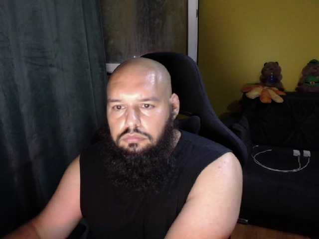 GuesssWho24