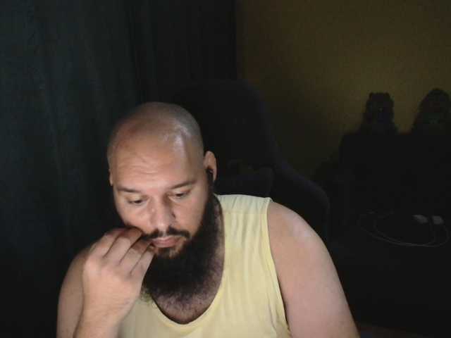 guessswho24