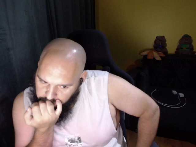 guessswho24