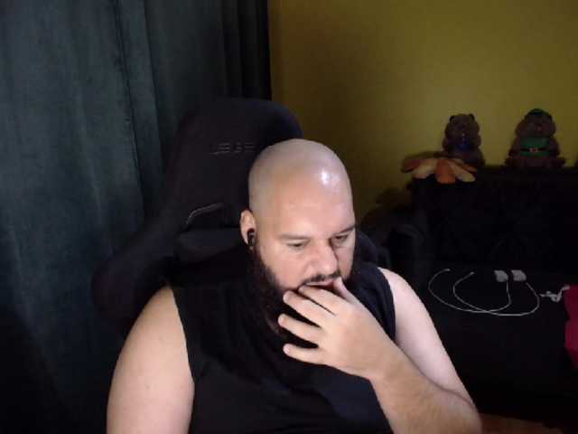 guessswho24