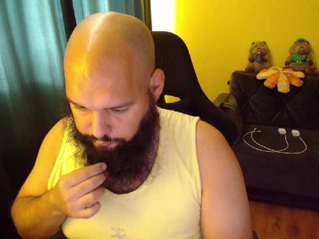 guessswho24