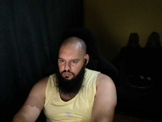 guessswho24