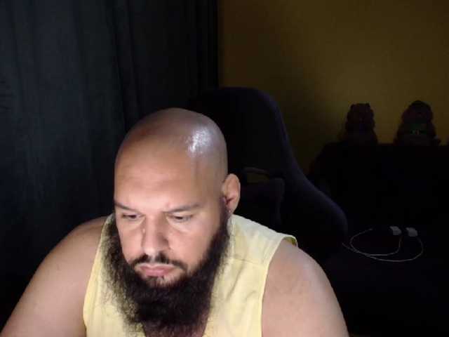 guessswho24