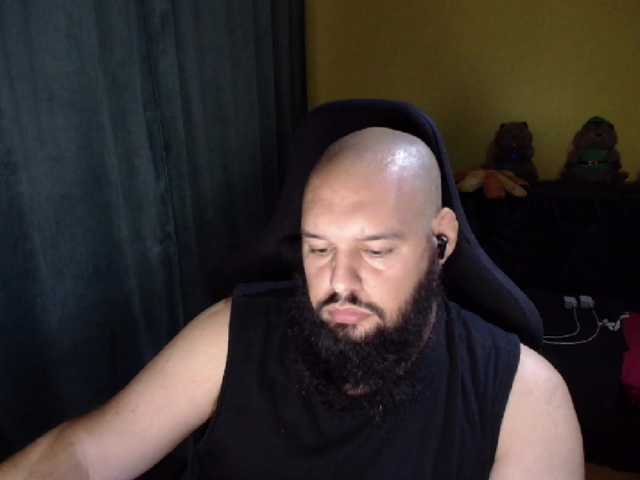 guessswho24