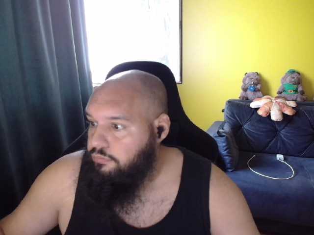 guessswho24