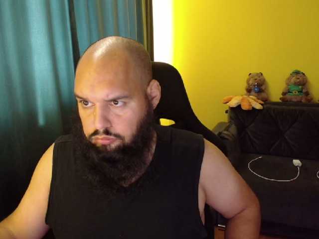guessswho24
