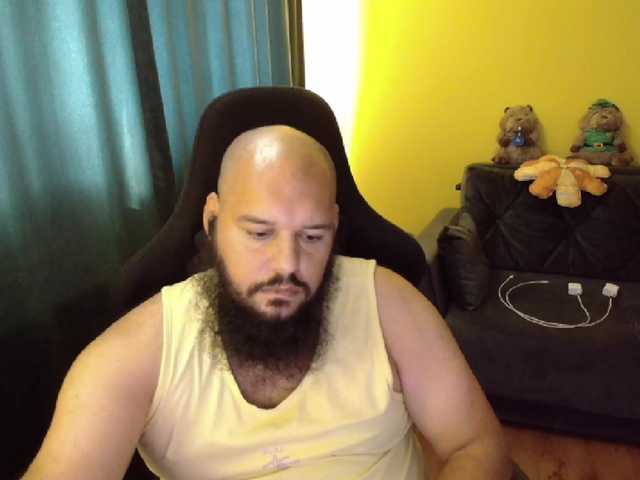 guessswho24