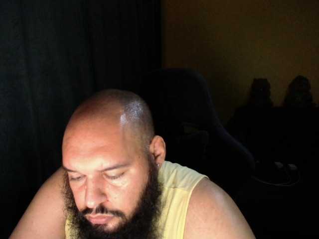 guessswho24