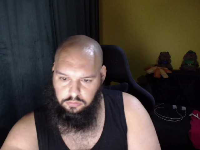 guessswho24