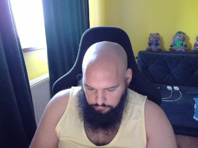 guessswho24