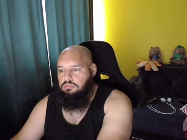 GuesssWho24