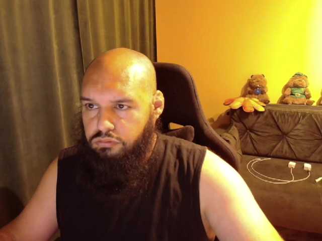 guessswho24